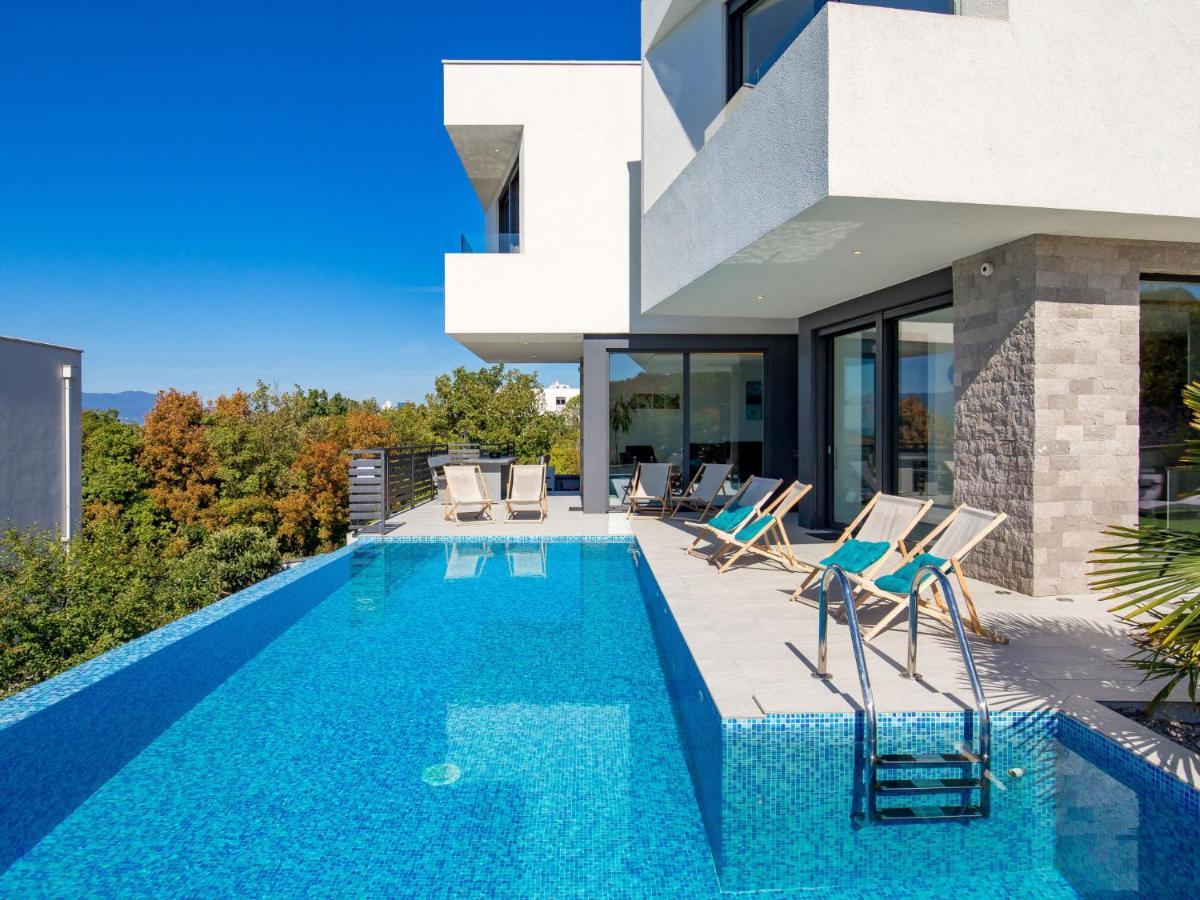 Albi By Interhome Kostrena