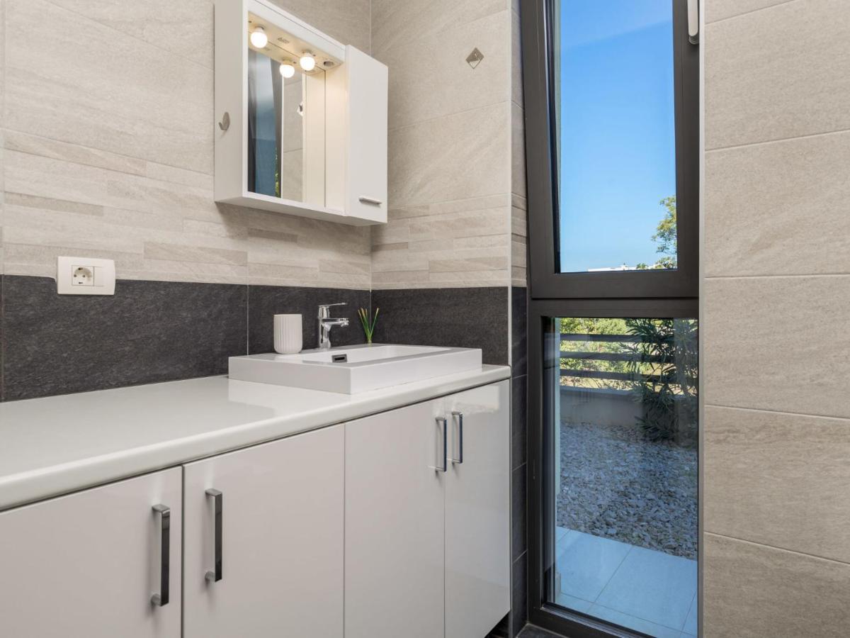 Albi By Interhome Kostrena