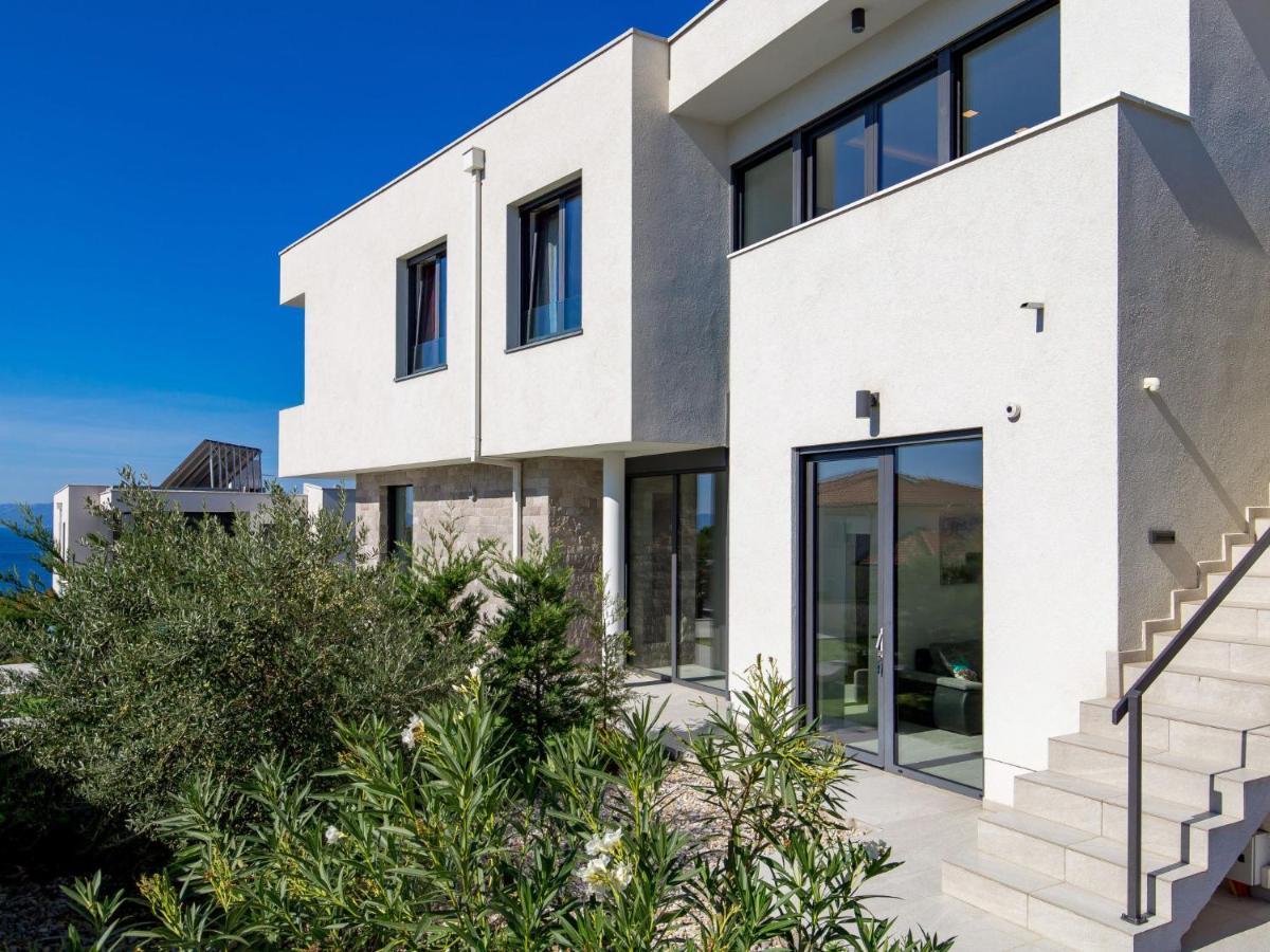 Albi By Interhome Villa Kostrena